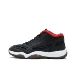 Jordan Air Jordan 11 Retro L ow IE Black Varsity